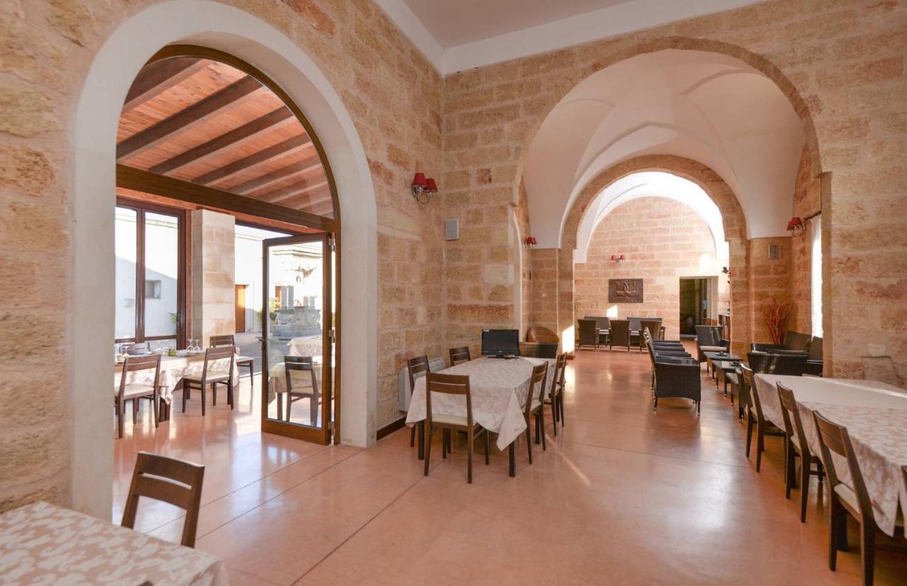 Masseria Li Campi Кавалино ди Лече Екстериор снимка